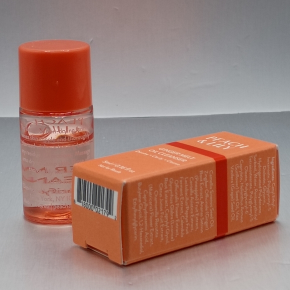 5 For $25 Item🌸 Peach & Lily Ginger Melt Oil Cleanser - Picture 2 of 2